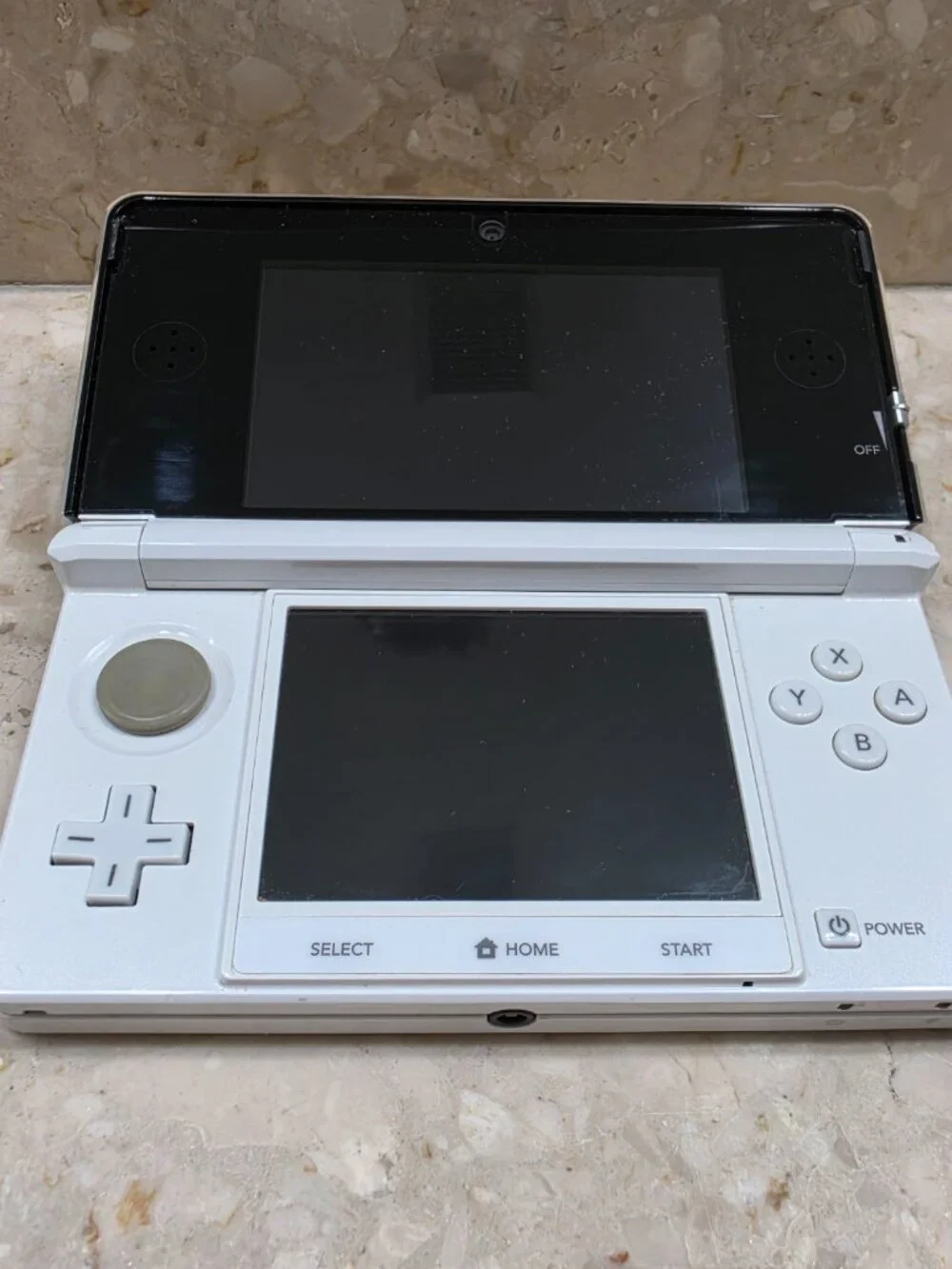 Nintendo 3ds Monster 3G White with 64gb memory card and charger